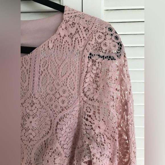 Adrianna Papell pink lace 3/4 sleeve top - Picture 3 of 5